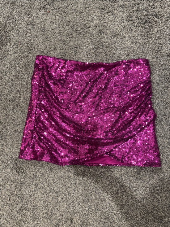 Sincerly Jules Dresses & Skirts - Sincerely Jules Magenta Sequin Mini Skirt